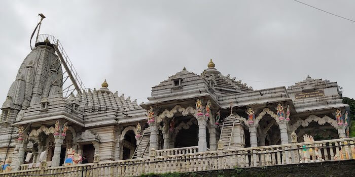 Saputara Itinerary - Visit 500-Year-Old Jain Temple