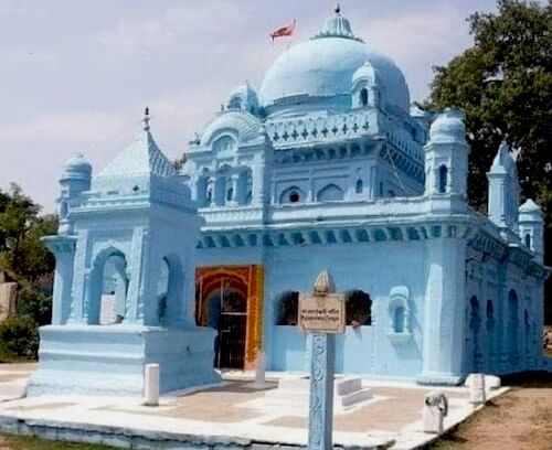 Raj Rajeshwari Temple Mandla