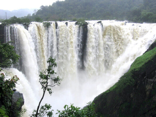 Best Waterfalls In Karnataka