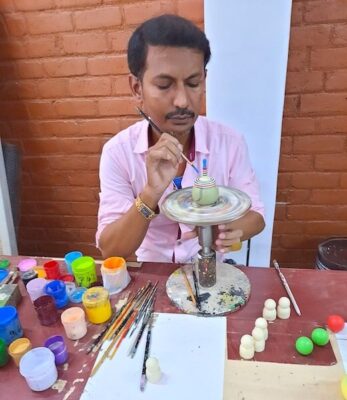 Crafting Channapatna Toys In Channapatna Toys Factory