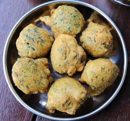 Methi Na Gota - Popular Gujarati Snacks