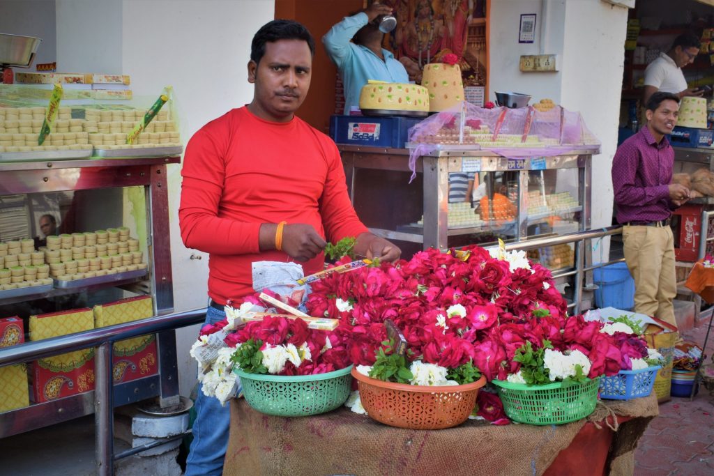flower seller at Ram raja temple orchha