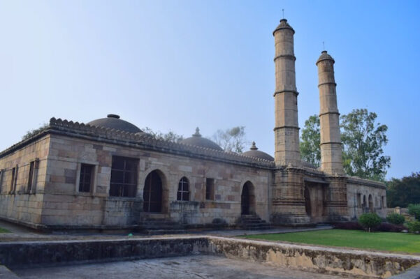 5 Magnificent Monuments Of Champaner, Gujarat 8 Shaher Ki Masjid - Magnificent Monuments of Champaner